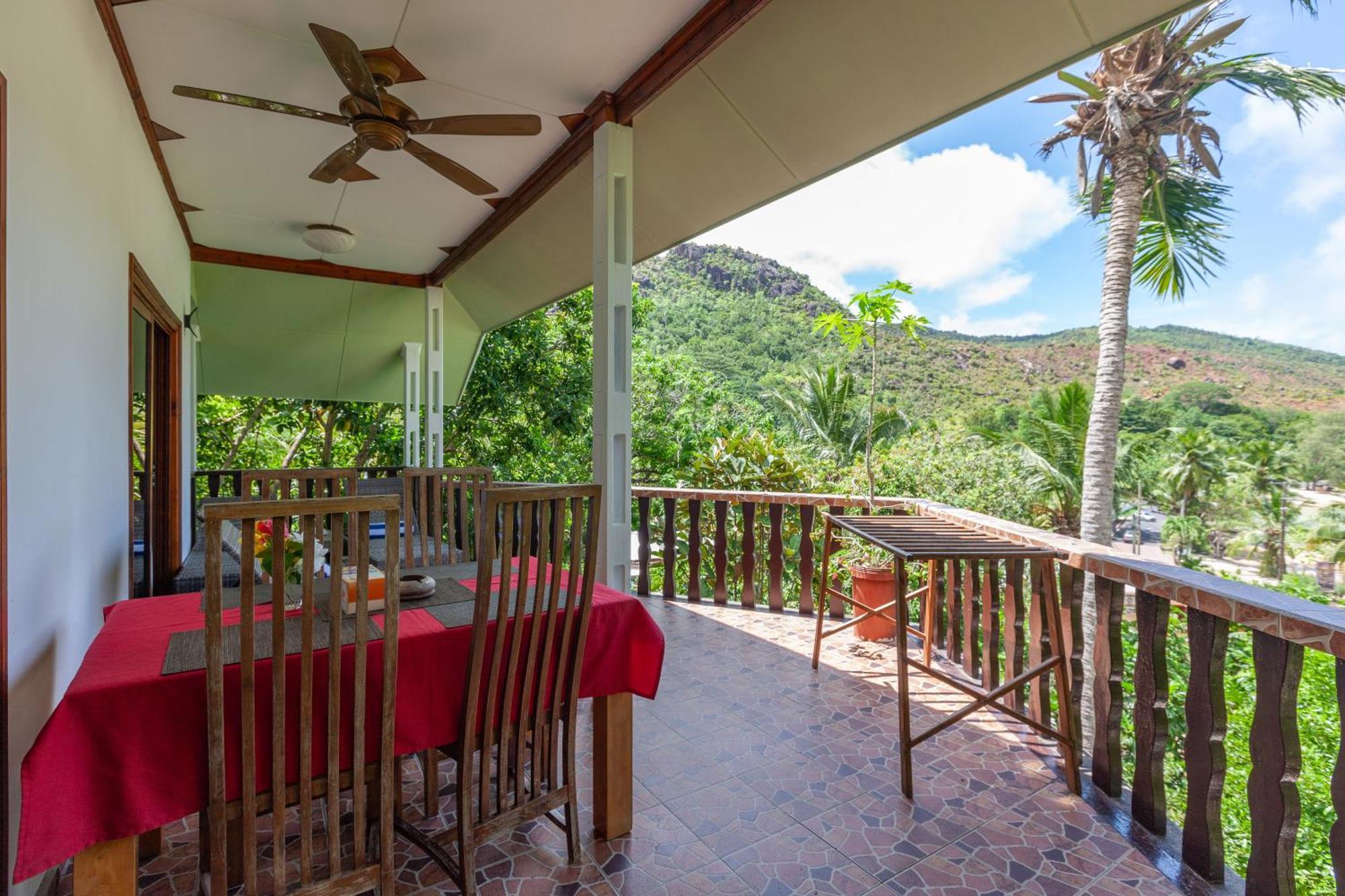 Sea View Lodge Baie Sainte Anne Εξωτερικό φωτογραφία