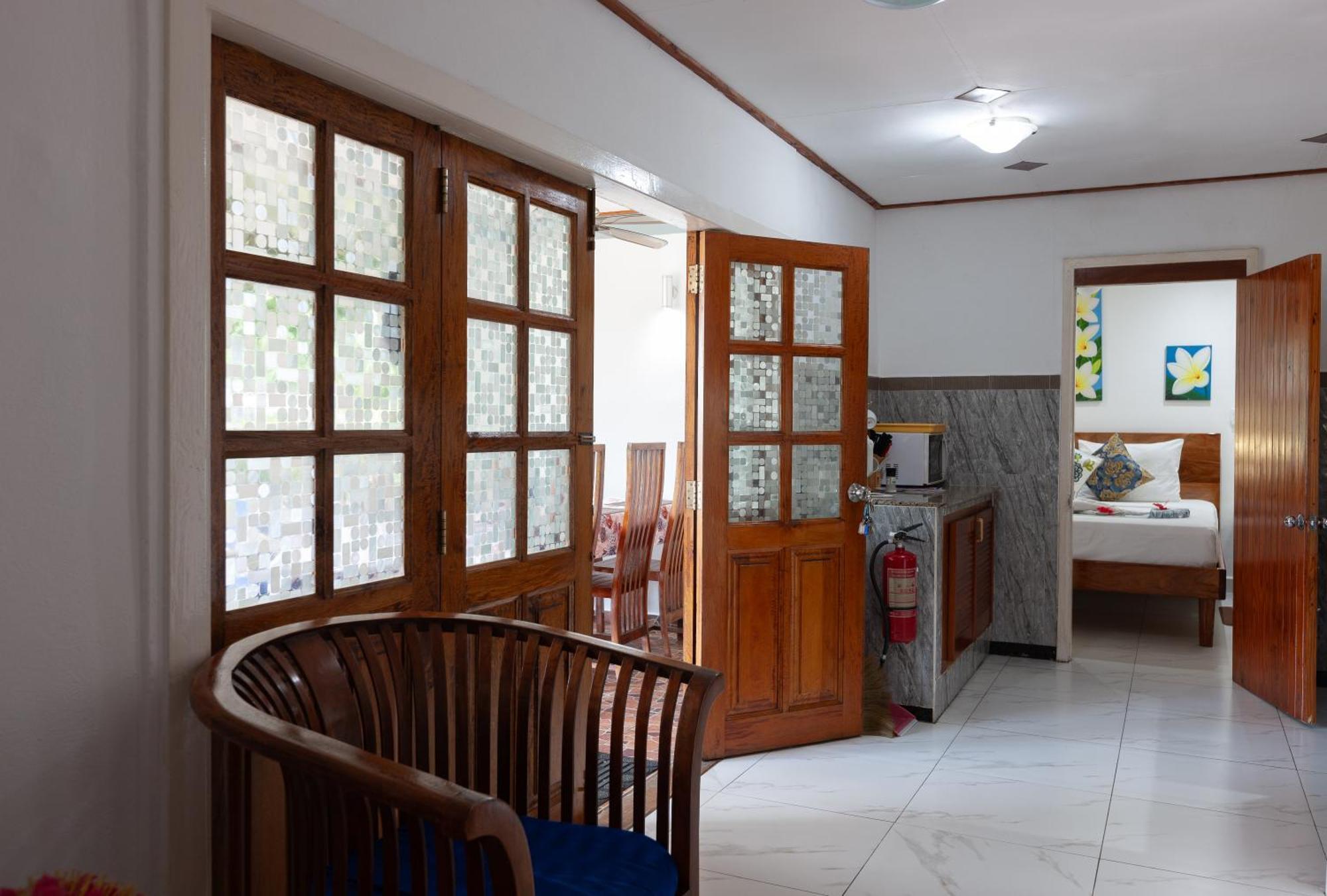 Sea View Lodge Baie Sainte Anne Εξωτερικό φωτογραφία
