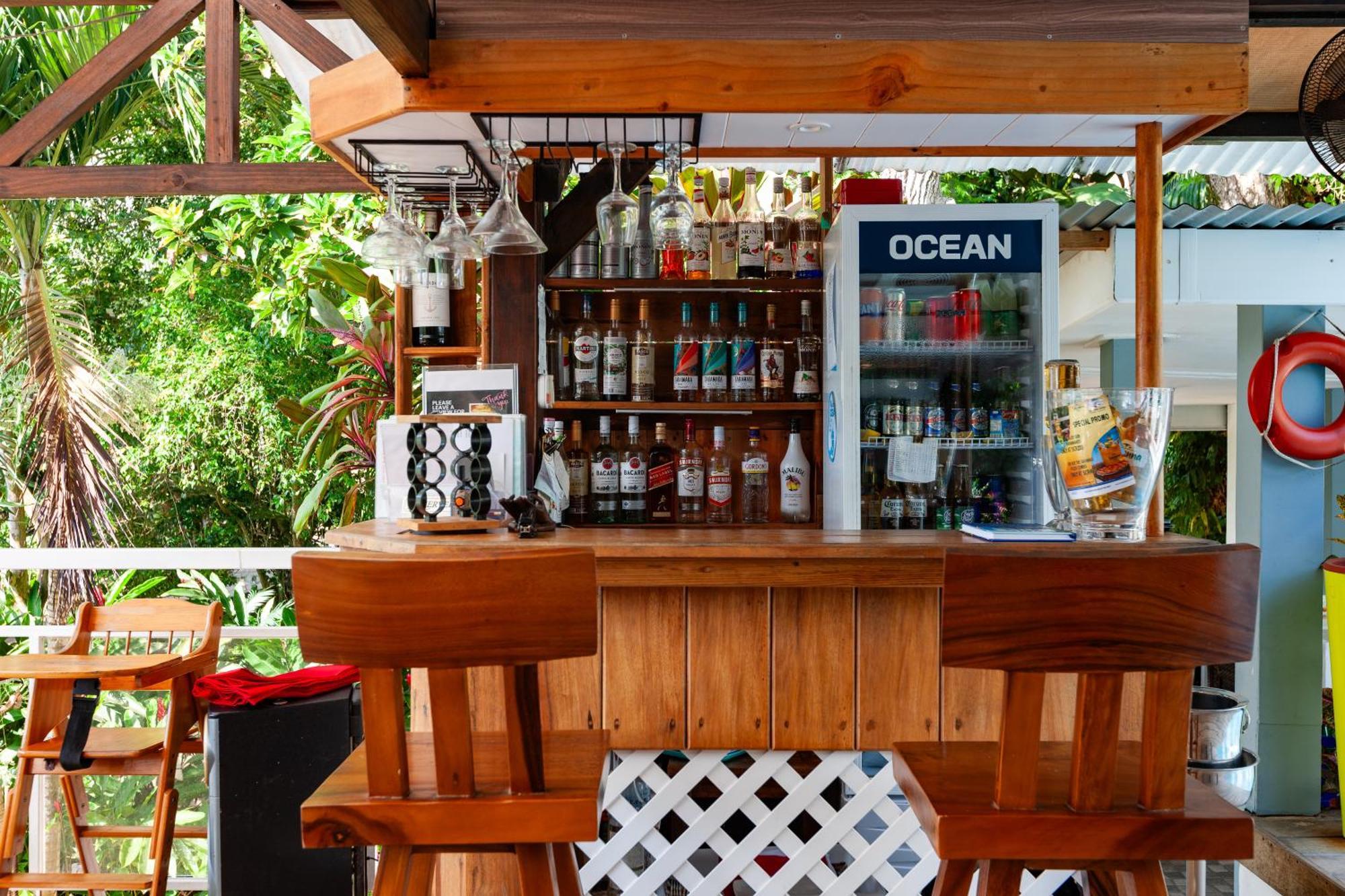 Sea View Lodge Baie Sainte Anne Εξωτερικό φωτογραφία