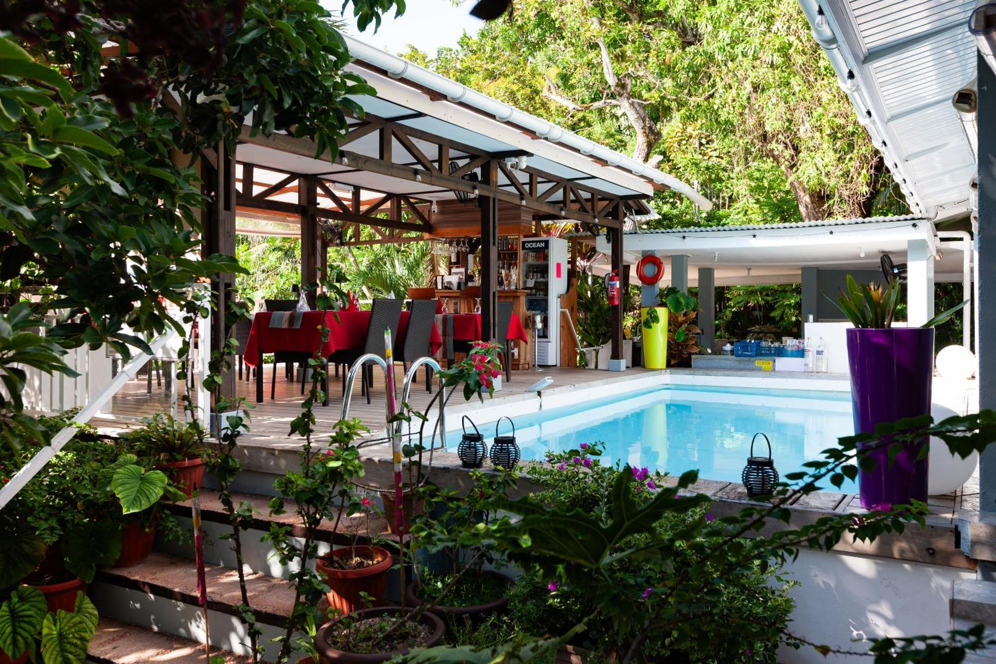 Sea View Lodge Baie Sainte Anne Εξωτερικό φωτογραφία
